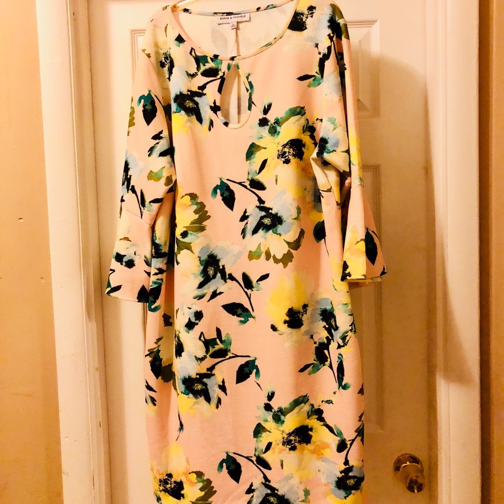 Plus size dress